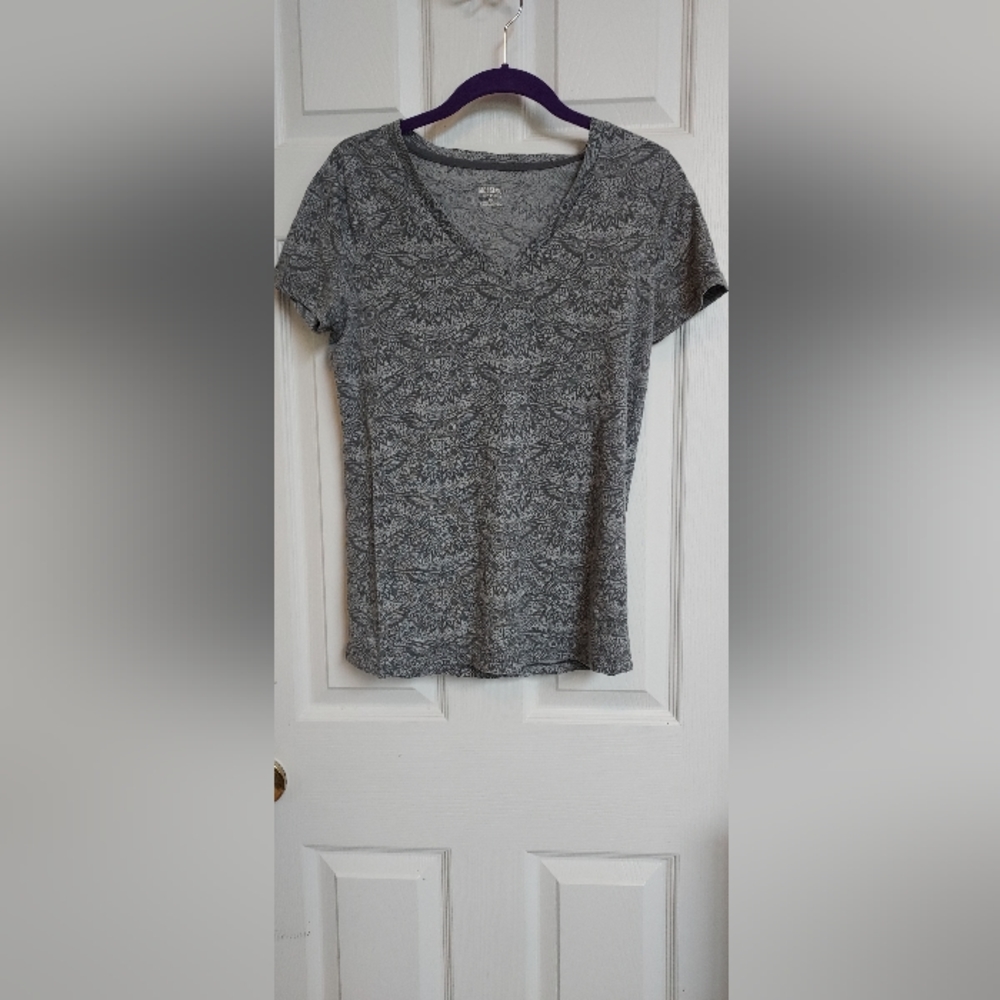 Mossimo Supply Co. grey owl top size Large